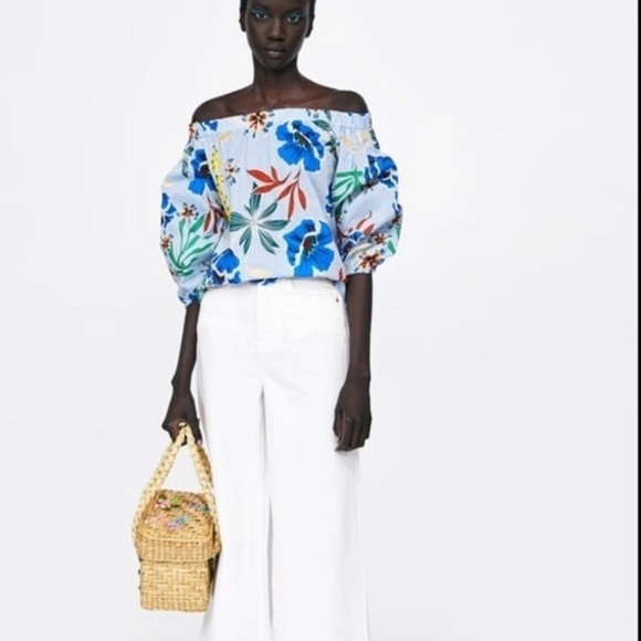 Zara Off Shoulder Tropical Balloon Sleeve Feminine top - Picture 4 of 6
